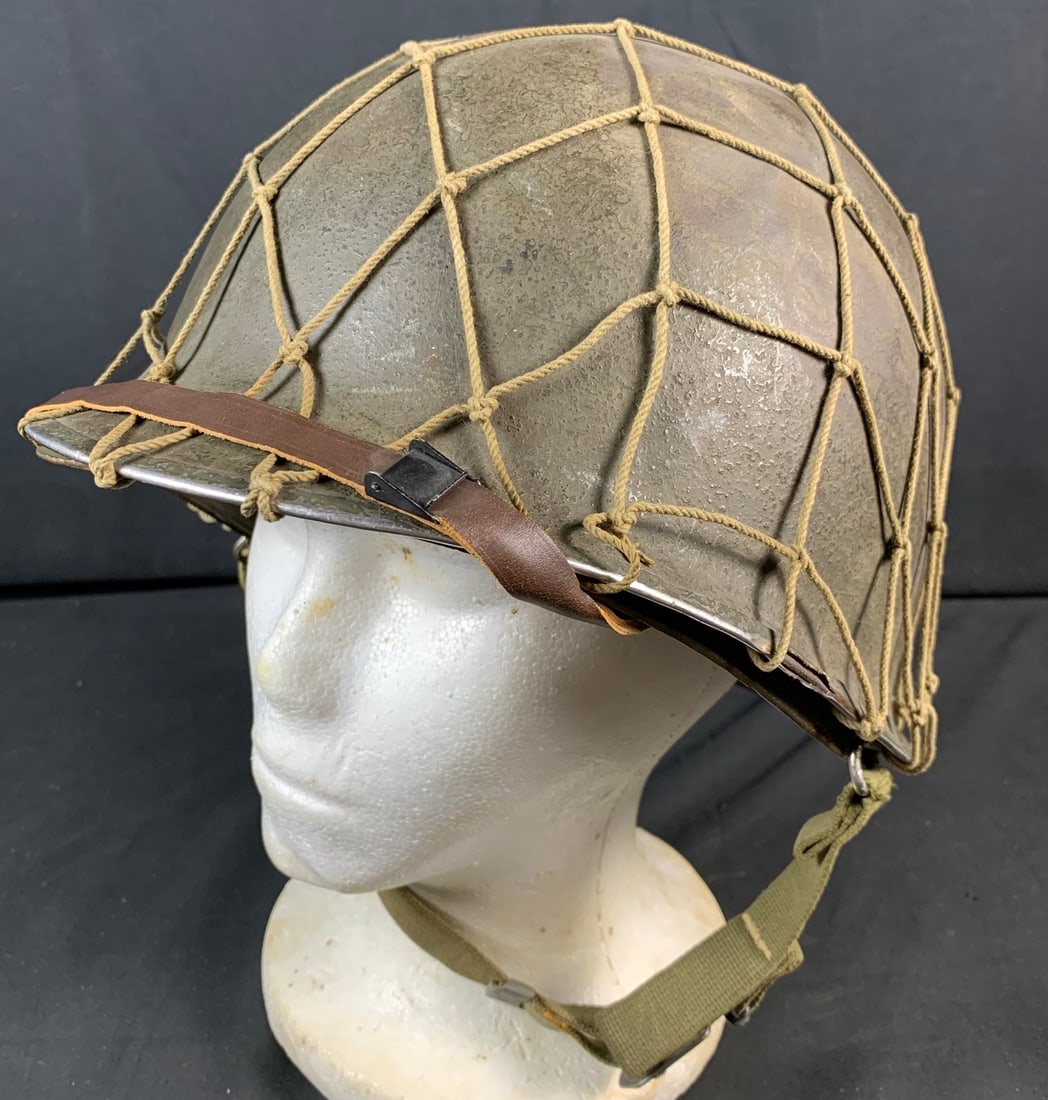 WW2 WWII US Front Seam Swivel Bale Helmet with liner and netting (1 of 11)