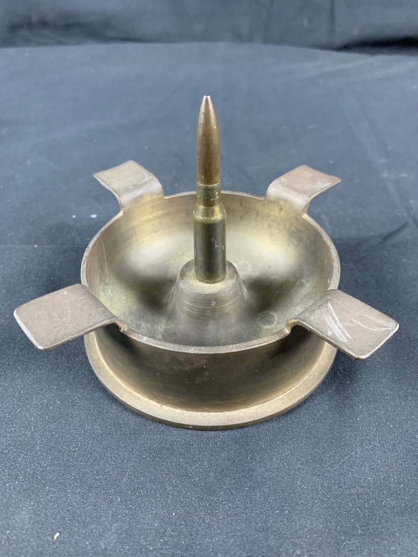 WW2 WWII Japanese Artillery Shell Trench Art Ashtray. (1 of 2)