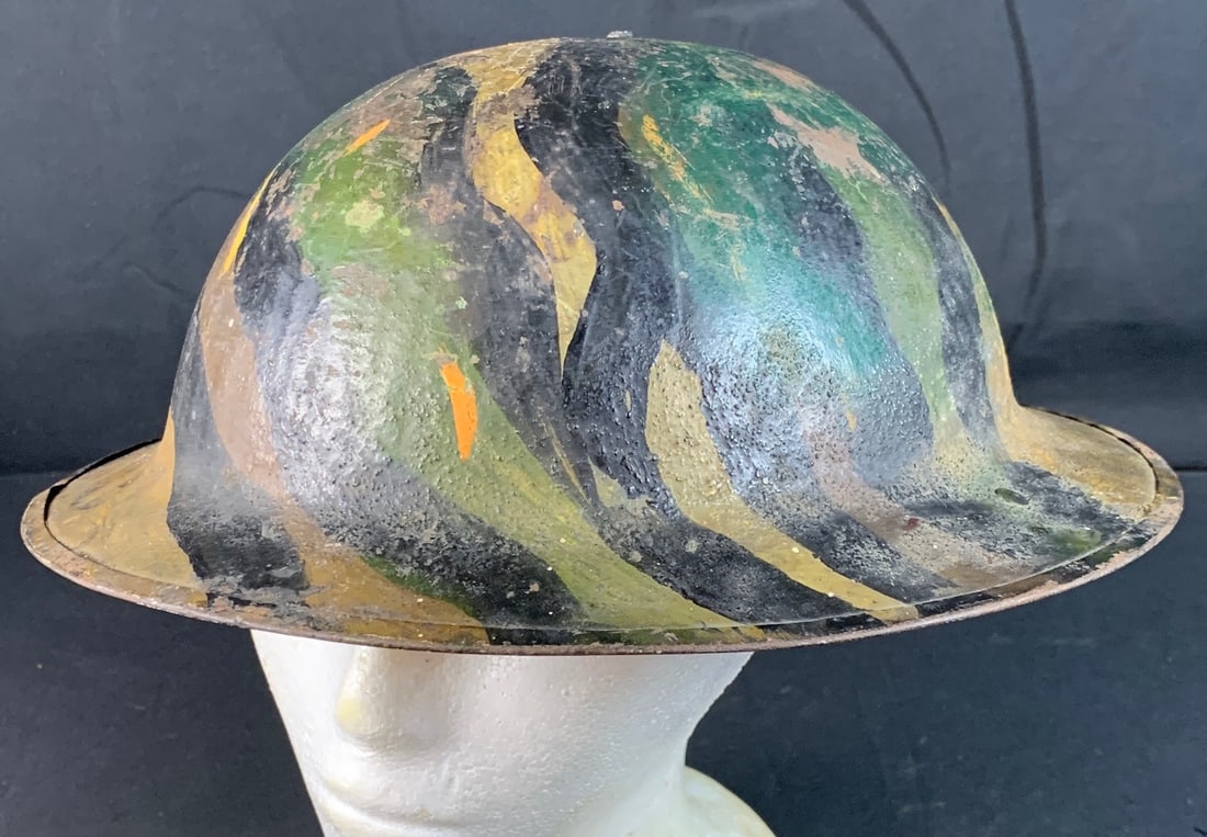 WW1 WWI Original M1917 Us Camo Painted Helmet.: No Liner