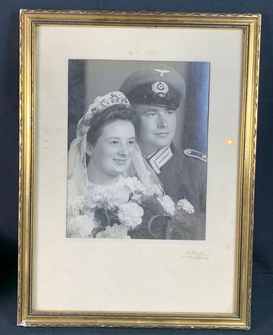 WW2 WWII framed wedding portrait of a German Heer Army NCO (1 of 9)