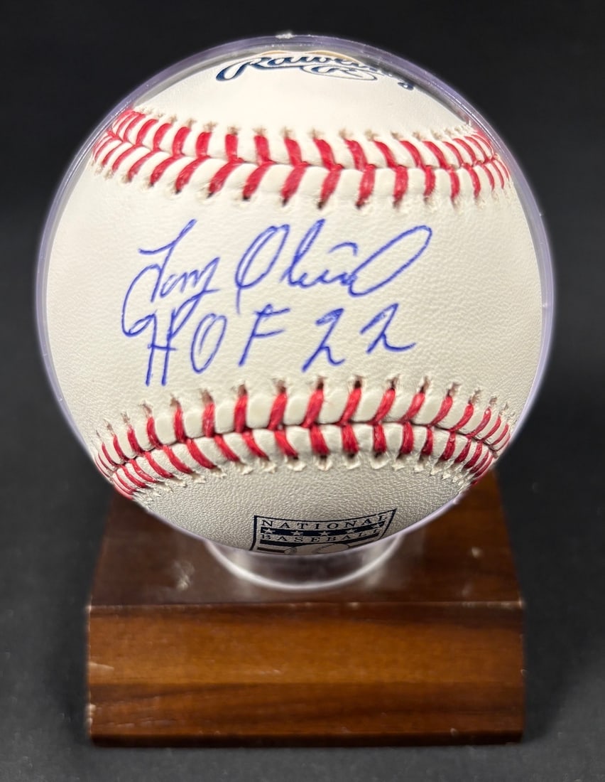 Tony Oliva HOF 22 Autographed Baseball JSA (1 of 2)