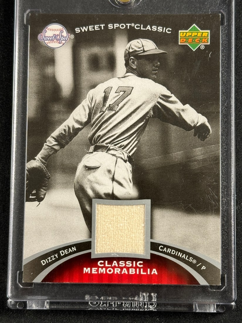 2007 UD Dizzy Dean Game Used Jersey Card (1 of 2)