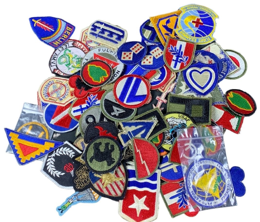 Mixed lot of WW2 WWII to 1970's Patch Lot. (1 of 7)