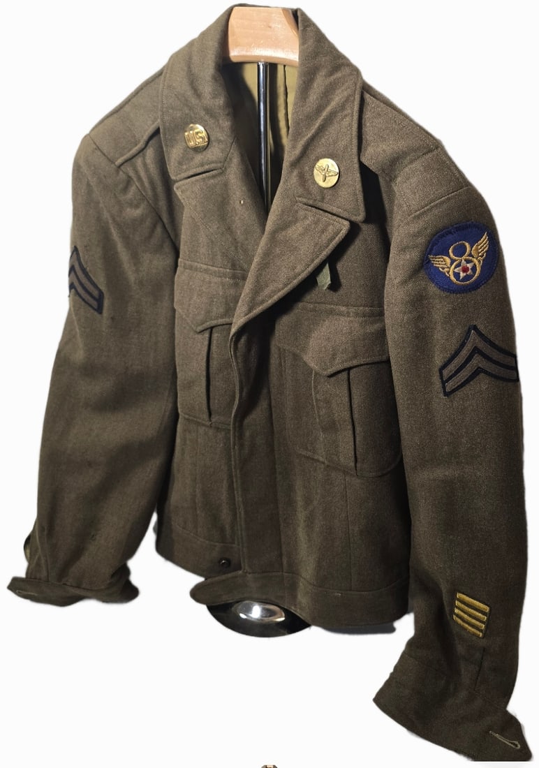 WWII Stubby 8th AAF Ike Jacket Great patch, unnamed (1 of 6)