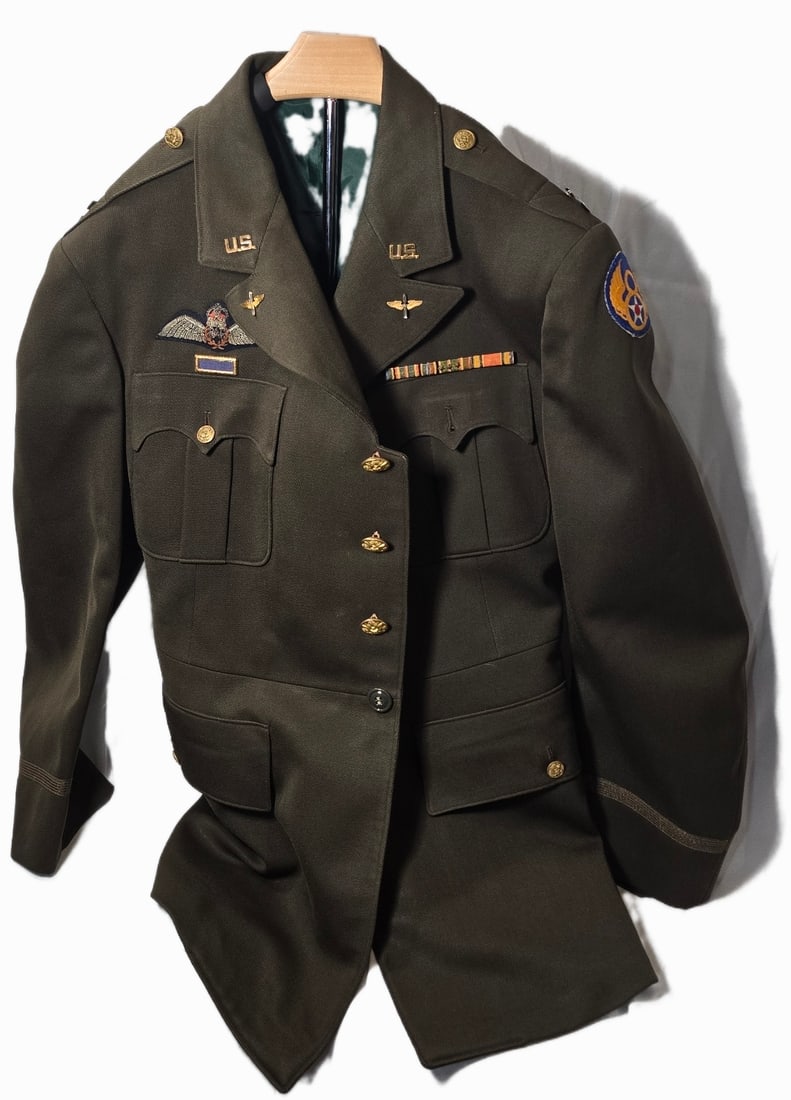 WWII 8th AAF Class A Officer Uniform with RAF Wing Green Silk Interior ,Named (1 of 10)