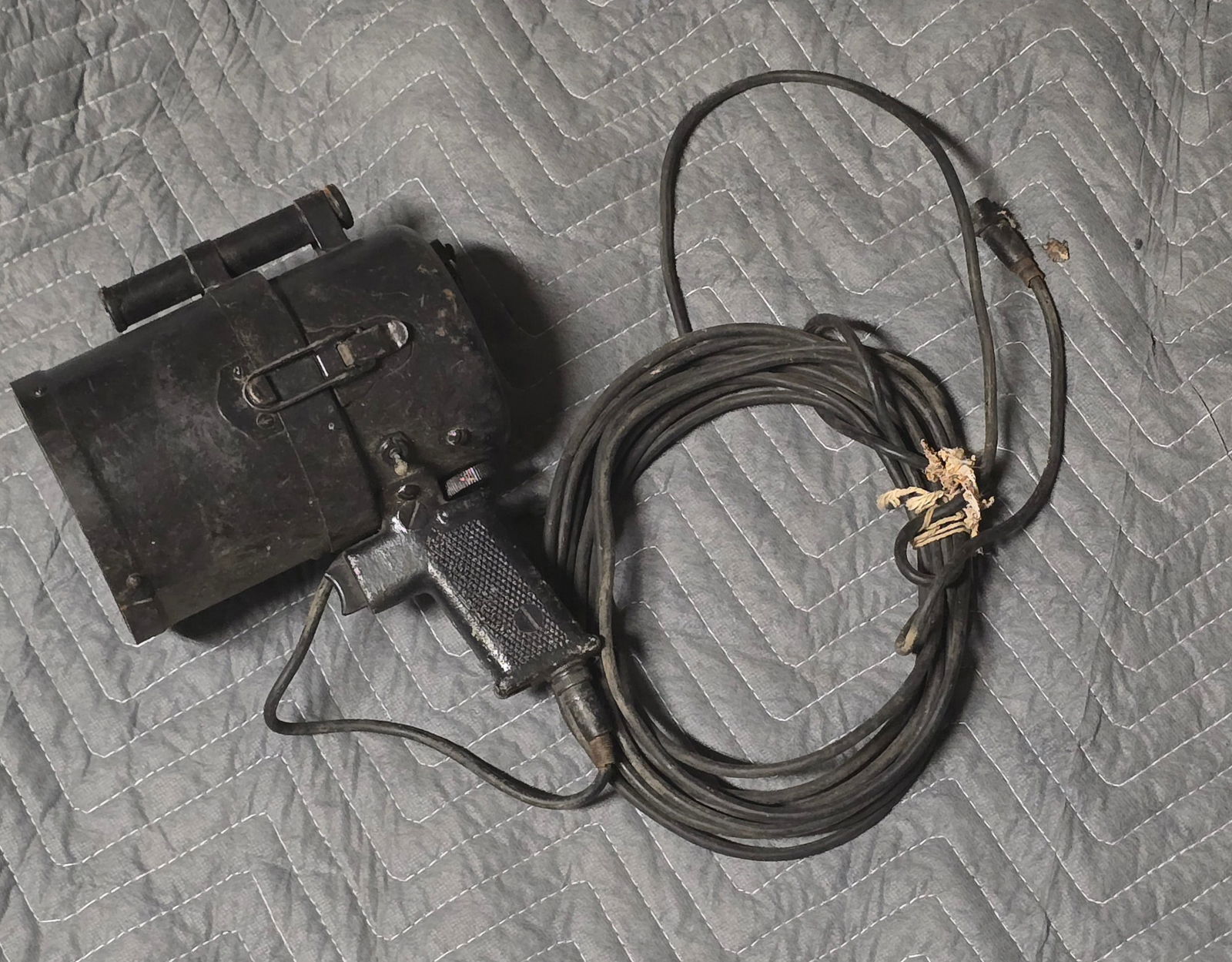 WWII US Navy Multi purpose signal light portable (1 of 5)