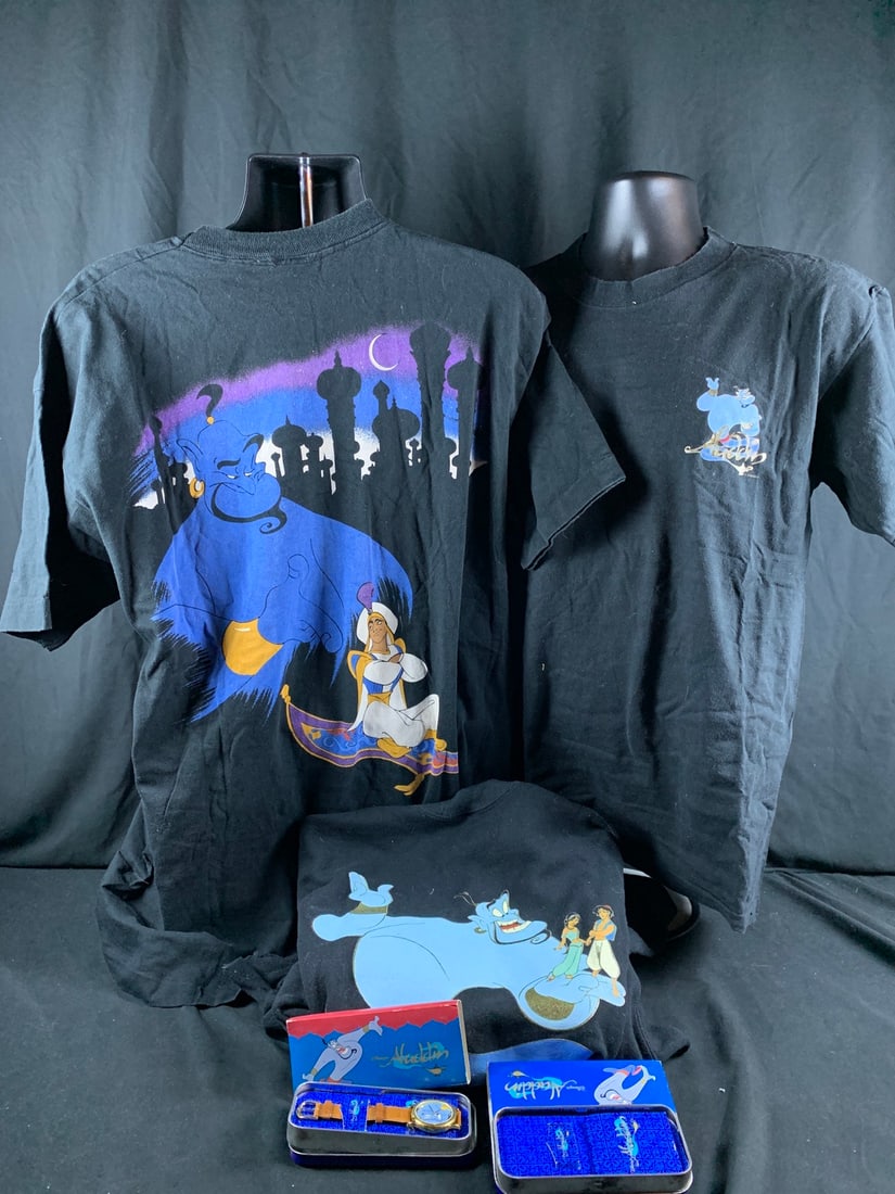Original vintage 1992 Walt Disney Aladdin Crew gifts and movie premiere promotional items (1 of 9)