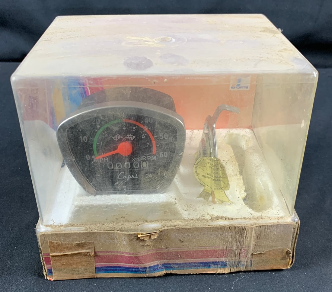 Vintage Montgomery Ward Capri Speedometer Odometer for 26 or 27 inch bikes.: Cable is missing