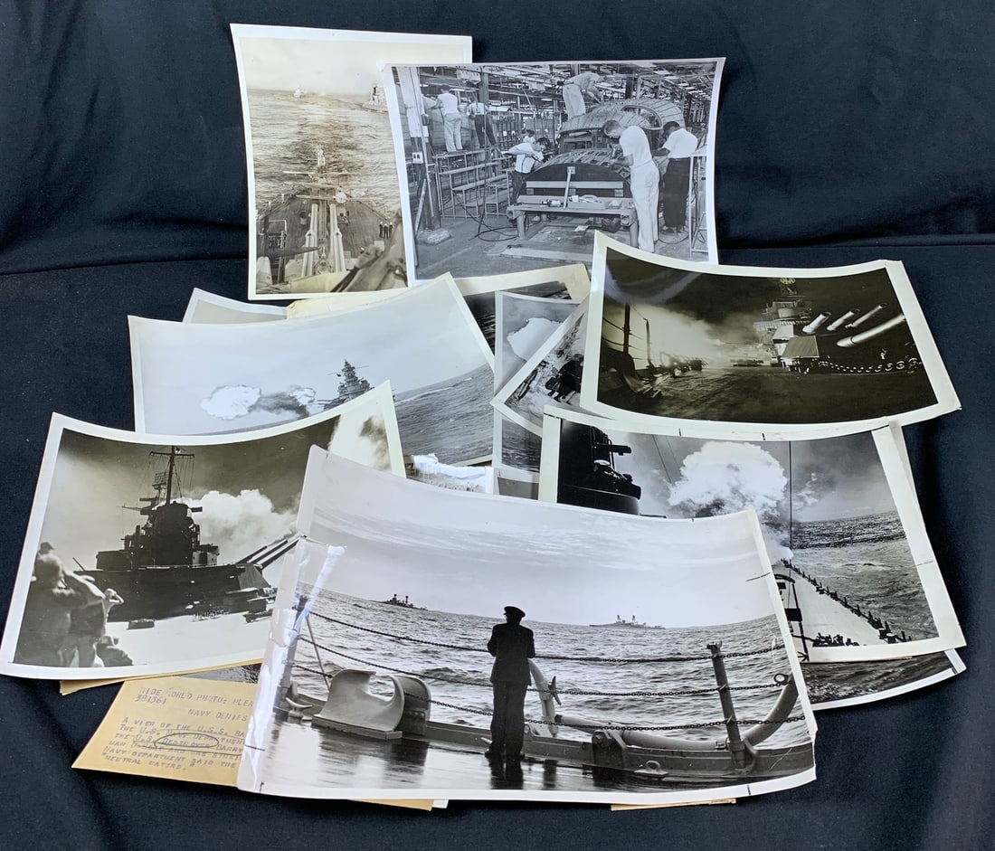 Mixed lot of original WW2 WWII US Navy Photographs (1 of 9)