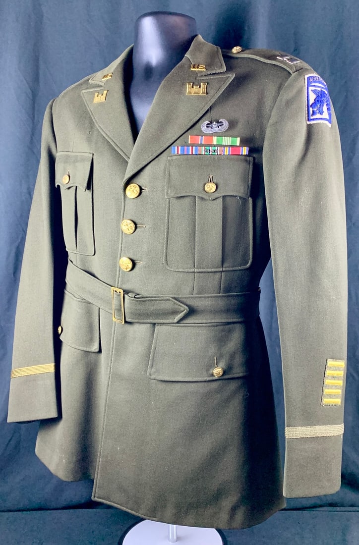 Named WW2 WWII Bronze star award winner 18th Airborne Corps of Engineers officers 4 pocket jacket (1 of 14)