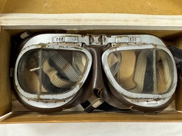 WWII RCAF Mk. VIII Flight Goggles in Original Box