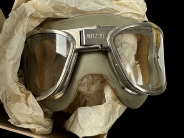 WWII Unissued AN6530 Flight Goggles in Original Box