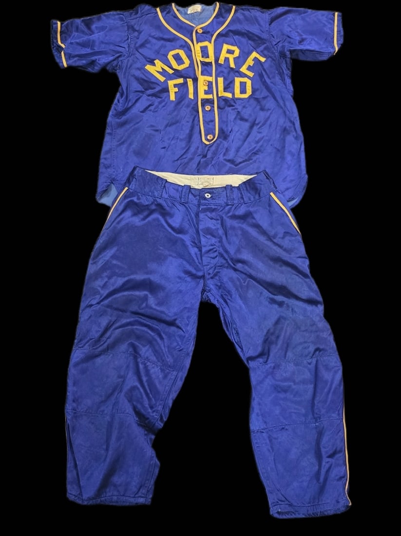 Rare WWII Satin Baseball Uniform for Moore Field: Rare WWII Satin Baseball Uniform for Moore Field