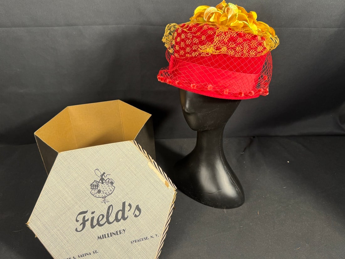 1940s Glenover Style Red Wool hat with Flowered Netting: Complete in the original hat box.