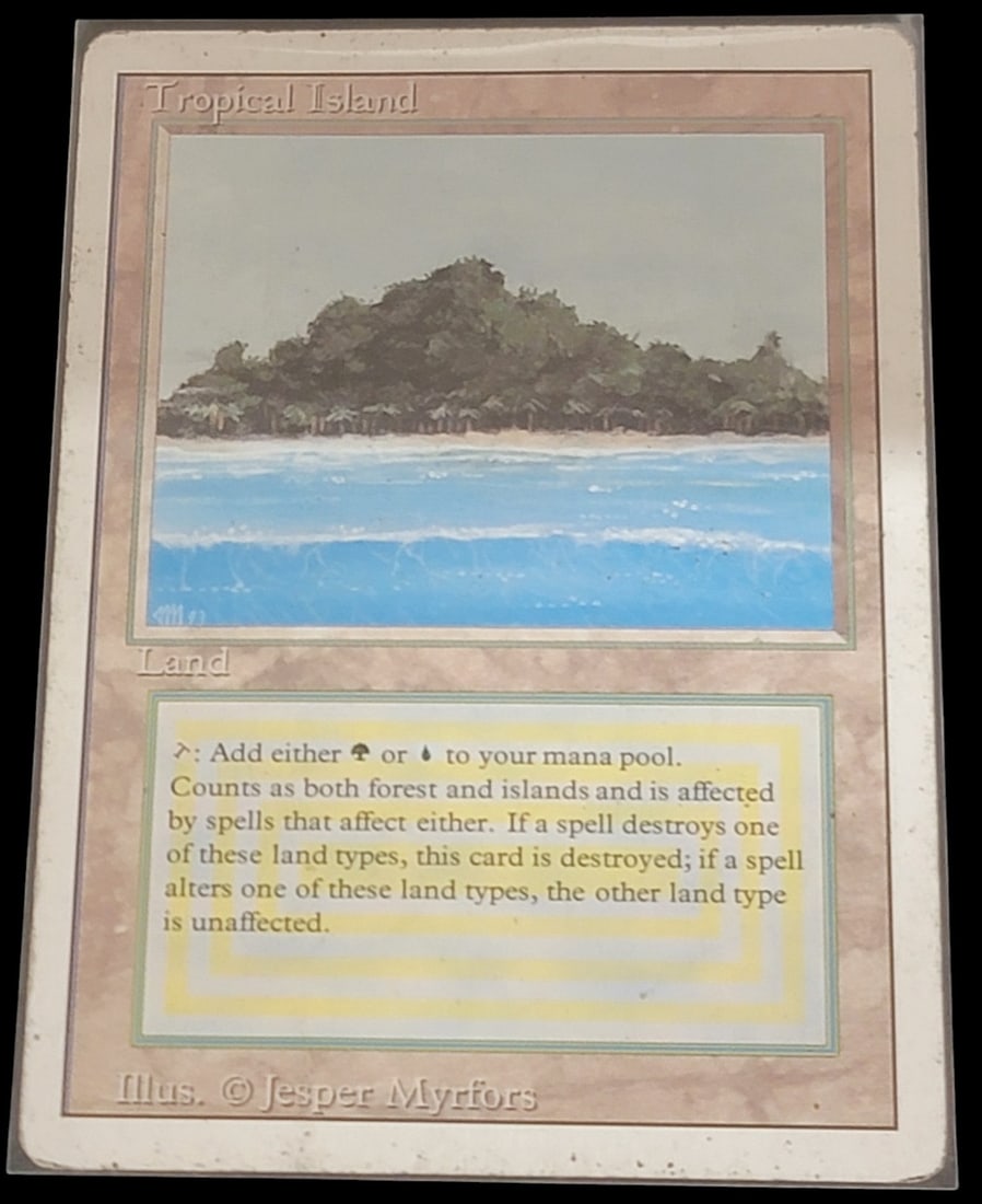 Magic: the Gathering 1994 Revised Edition-tropical Island-Trading Card (1 of 2)