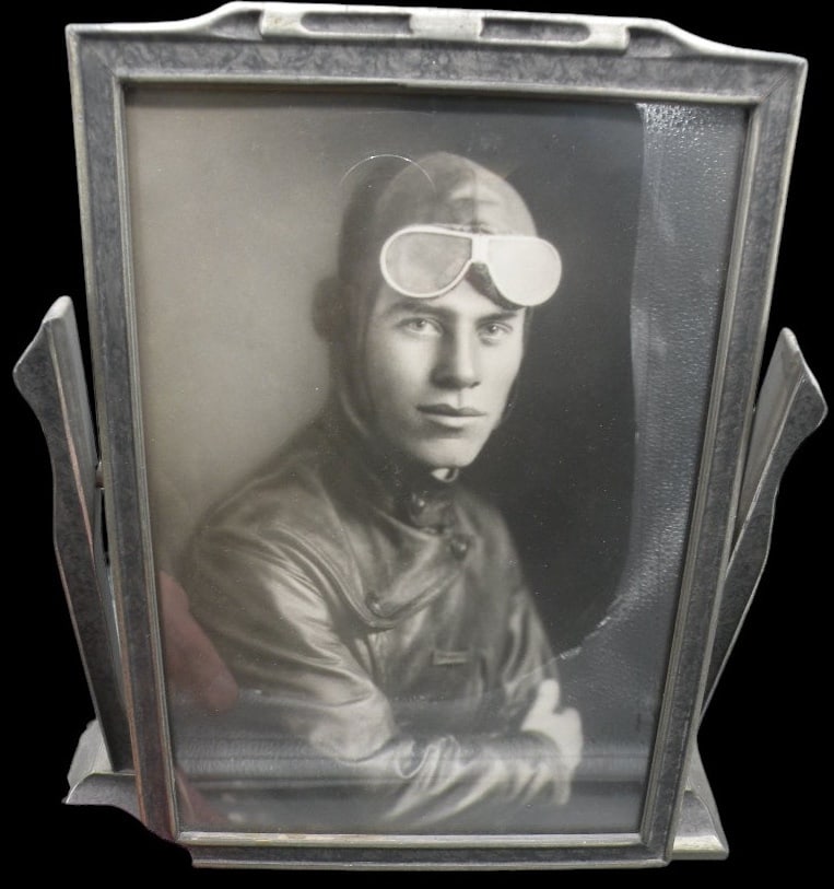 WWI USAS Pilot Portrait in Art Deco Frame (1 of 2)