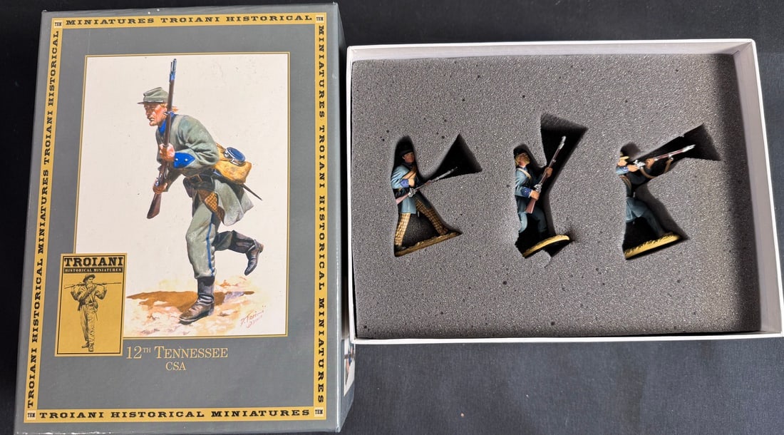 Troiani Historical Miniatures 12th Tennessee CSA Toy Soldier Set: This is a premium collector s set of Troiani Historical Miniatures toy soldiers, highly regarded for their exceptional historical accuracy and detail. The set commemorates a specific Confederate unit,
