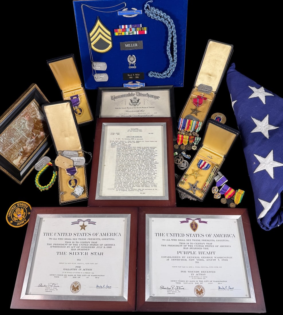 Vietnam War Silver Star KIA 4th Division Grouping (1 of 11)