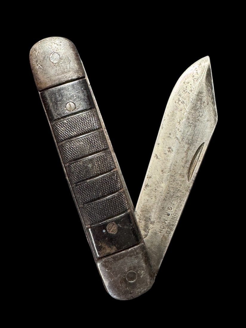 Vintage United G.R. Mich. US Military Style Folding Pocket Knife (1 of 3)