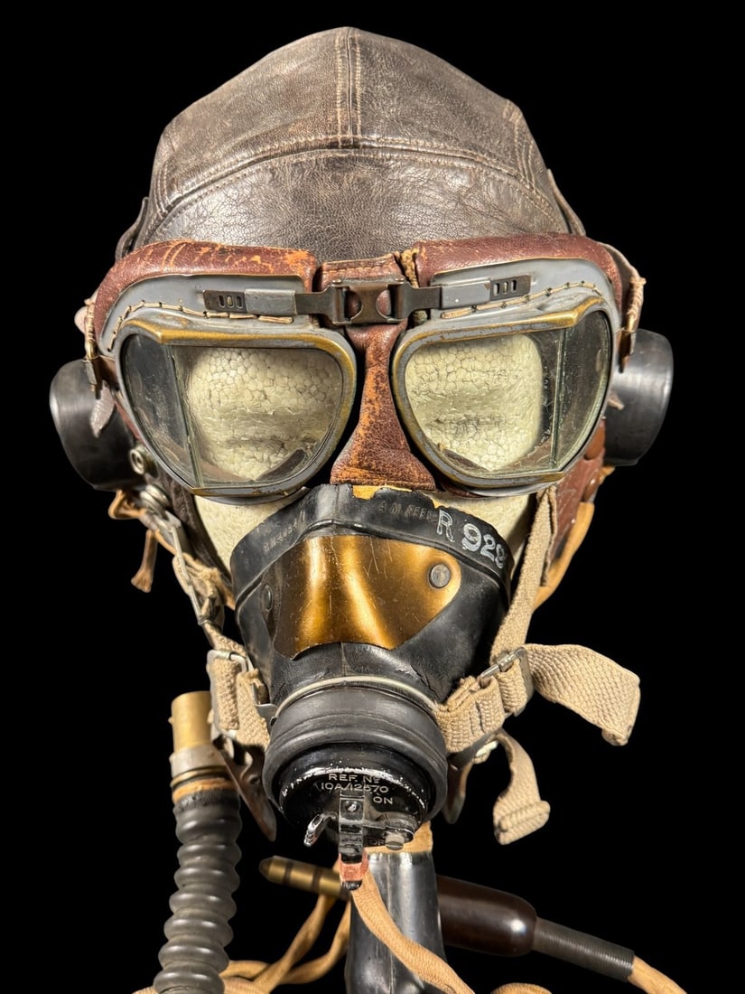 WWII RAF Type C Flight Helmet, E Type O2 mask, and MKVIII Goggles (1 of 7)