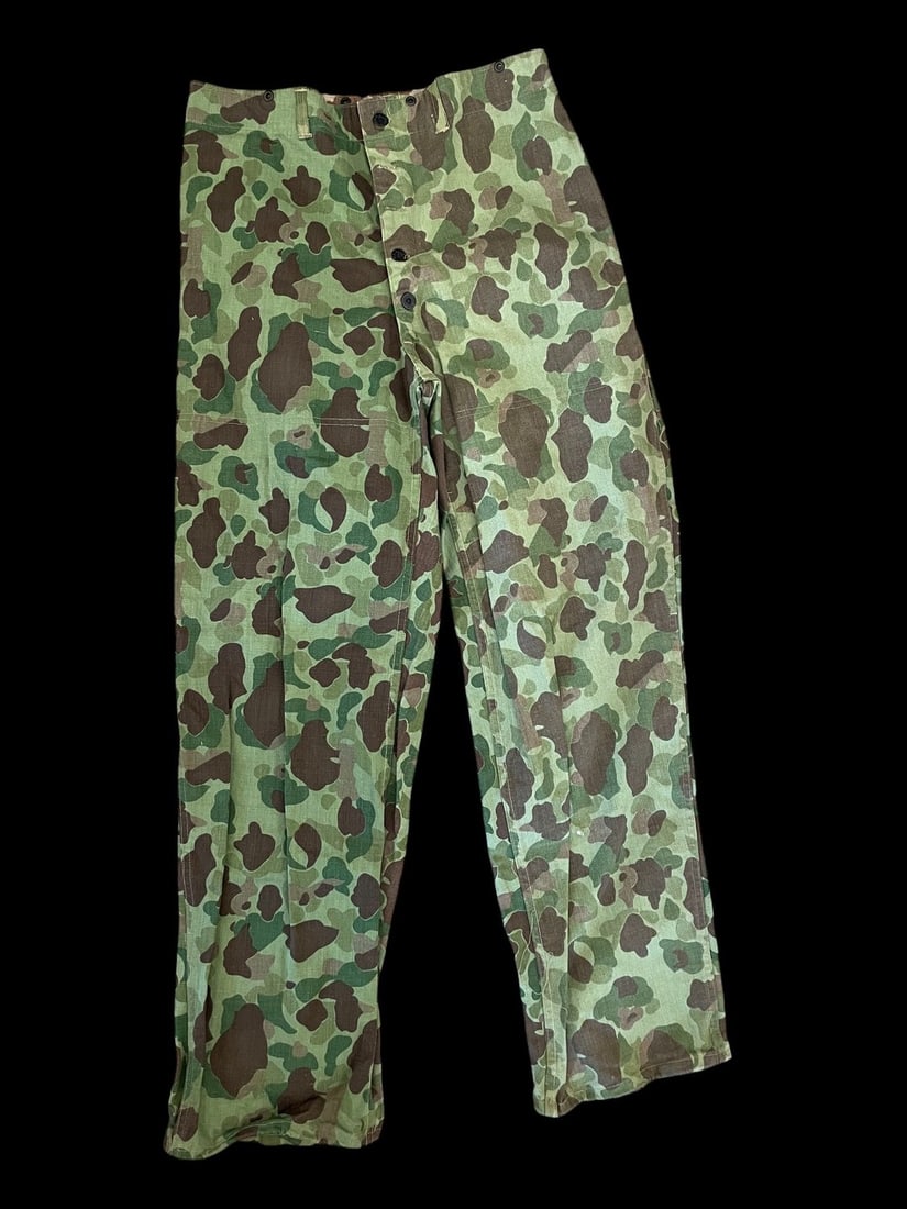 WWII U.S. Marine Corps P44 Camouflage Utility Trousers Frog-skin - MINT (1 of 10)