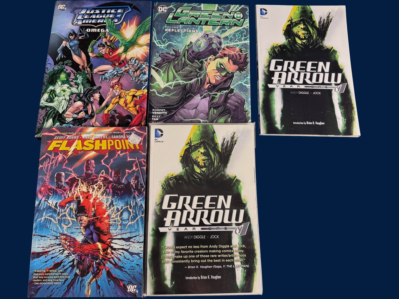 DC Comics Graphic Novels. DC Comics 2009-2016. (1 of 2)