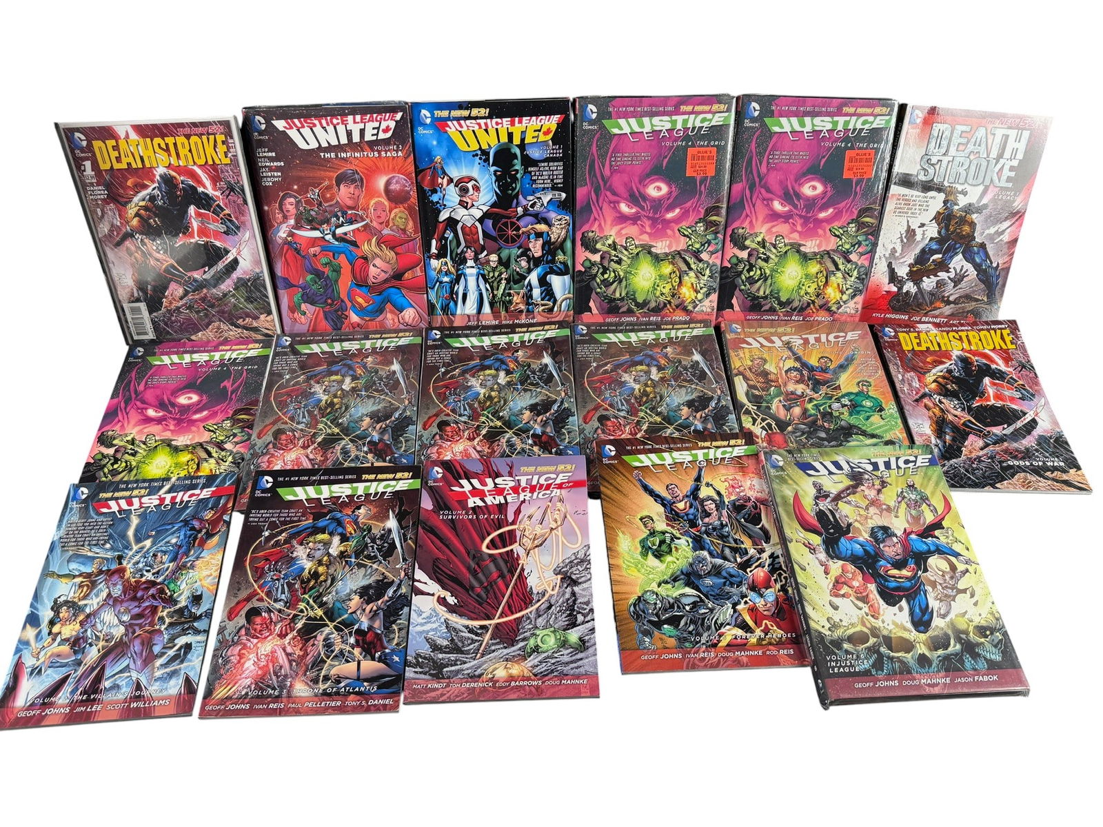 Justice League and Deathstroke Volumes. DC Comics 2012-2016. (1 of 1)