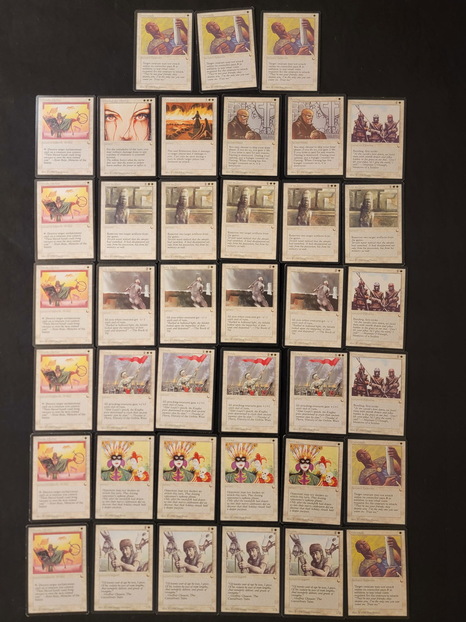 Magic: The Gathering Trading Cards White The Dark Expansion 33 Cards (1 of 2)