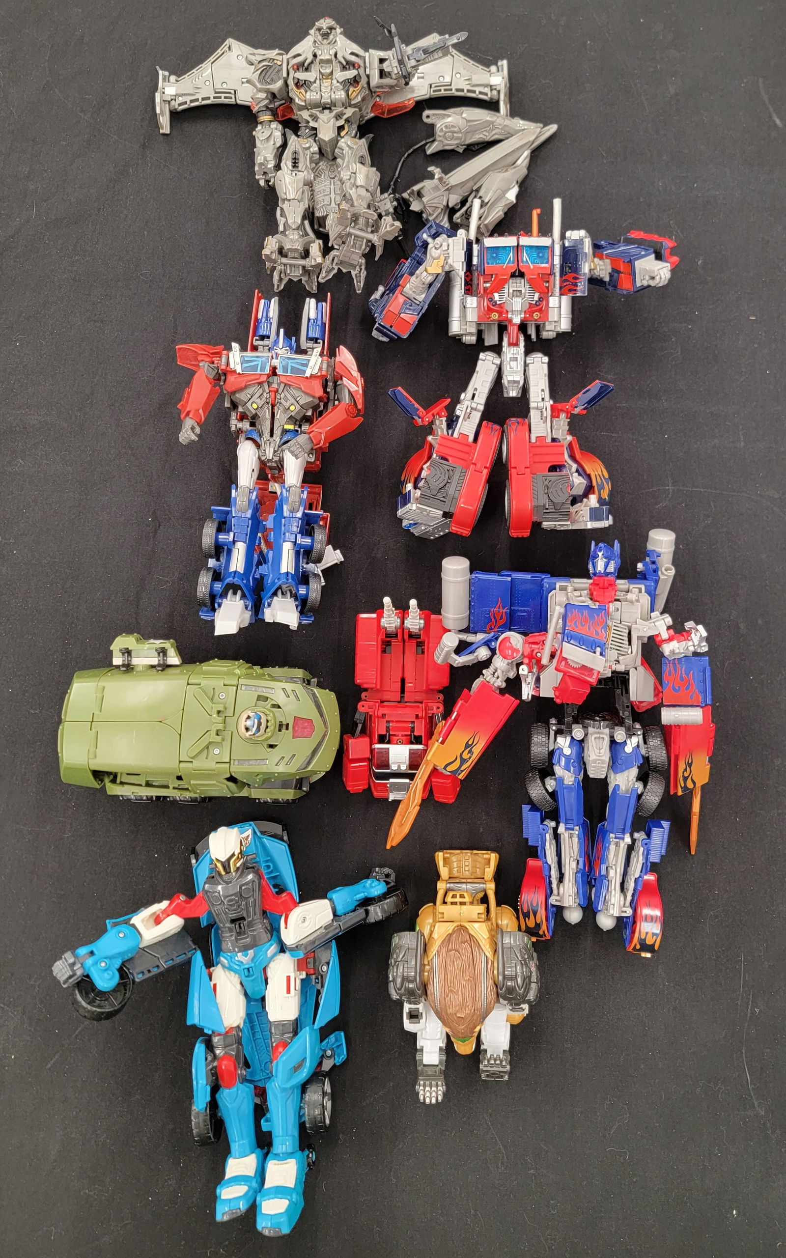 Transformers and Tobot Transforming Robot Action Figures (1 of 2)