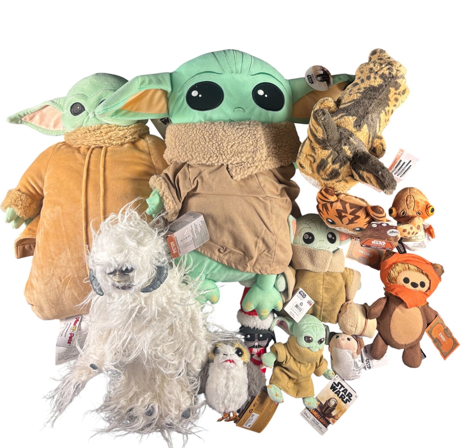 Star Wars Plush Toys Including Grogu and Galaxy s Edge Creatures (1 of 3)