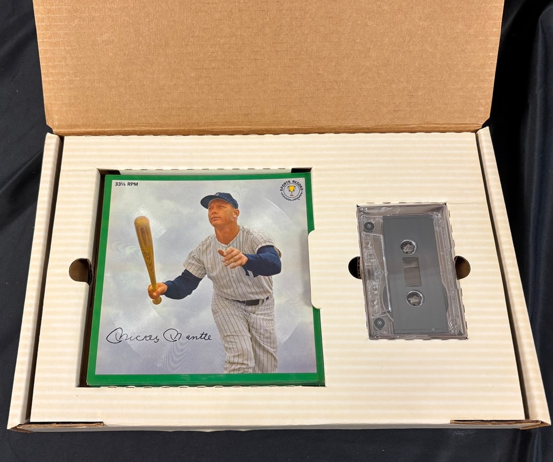1964 AuraVision Baseball Talking Record Cards Mickey Mantle Set (1 of 2)