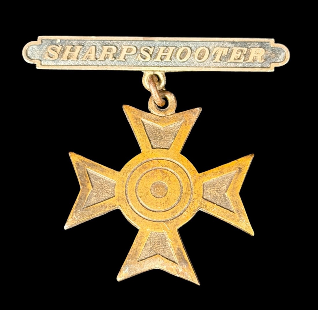 WWI USMC Named Sharpshooter Badge (1 of 2)
