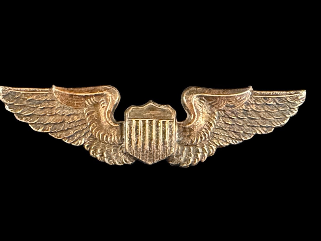WWII 3in British-Made Pilot's Wings: High detail and marked Sterling. PB original example.