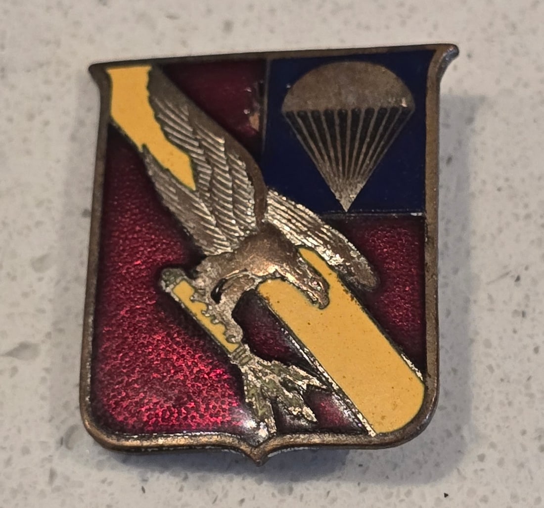 Rare WWII 464th Parachute Field Artillary Battalion DI: As shown