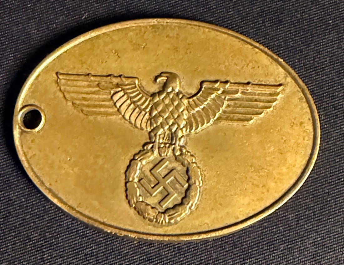 WWII Gestapo - Kripo Badge: Staatliche Kriminalpolizei (State Criminal Police), numbered 266