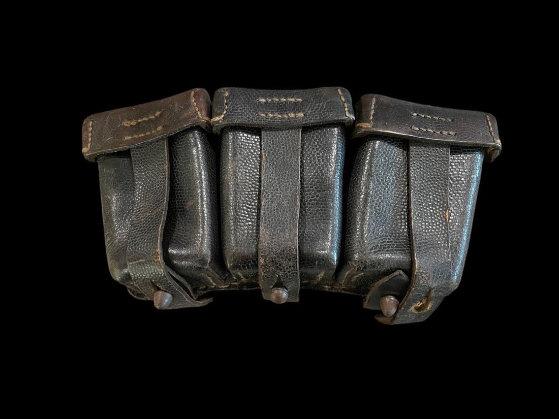 WWII German Army Leather Ammo Pouch (1 of 6)