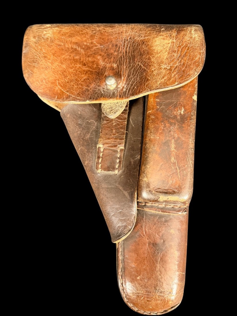 WWII P08 German Luger Holster (1 of 3)