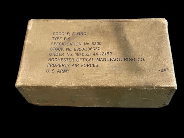WWII USAAF B-8 Goggle Utilities and Box (1 of 10)