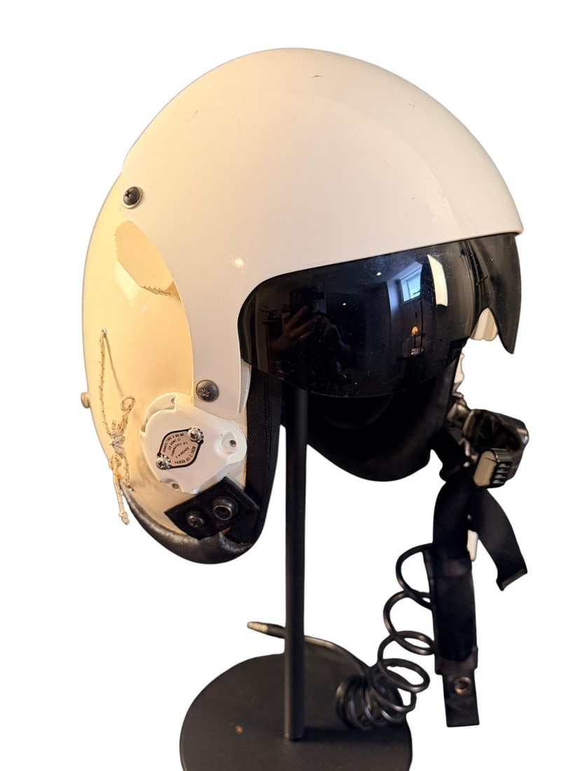 USAF Type HGU-55P Flight Helmet (1 of 4)