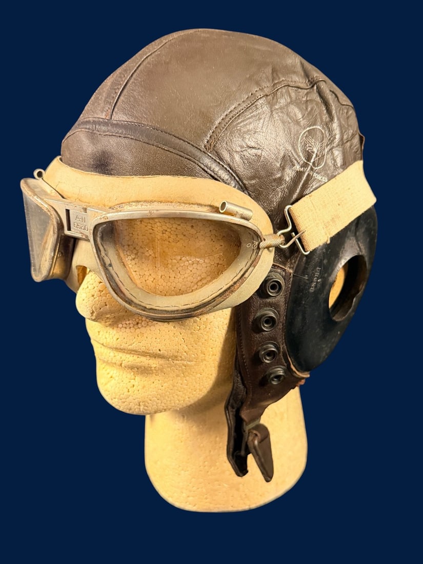 WWII A-11 Flight Helmet with AN-6530 Flight Goggles (1 of 3)