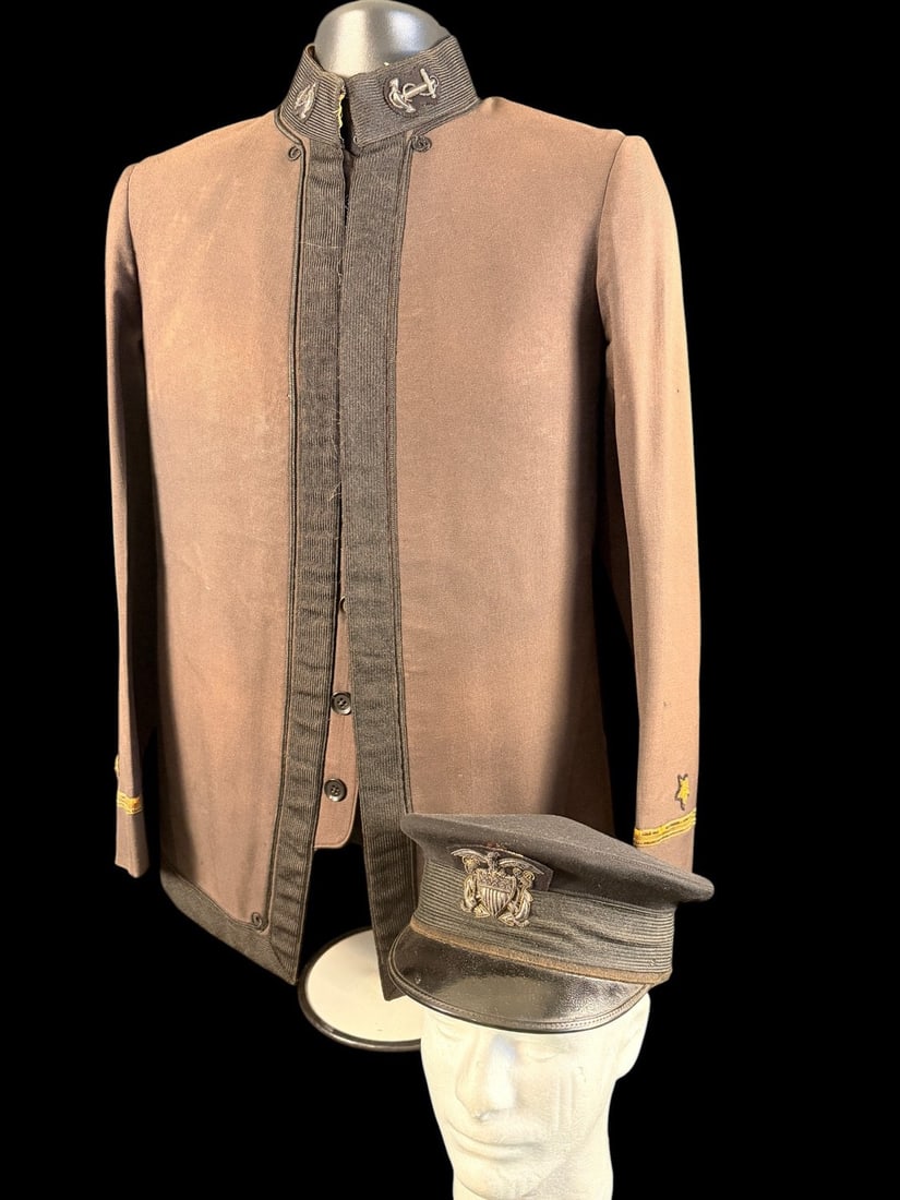 WWI Idd US Navy Officers Uniform and Cap (1 of 2)