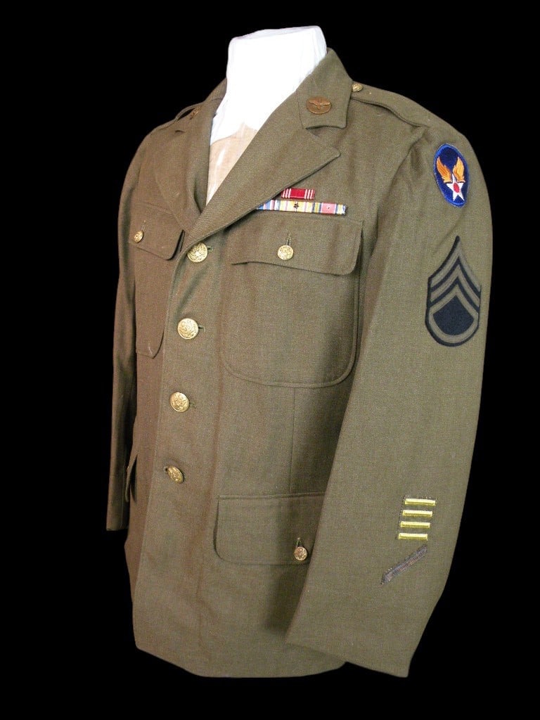 WWII 20th AAF EM Tunic Bullion: Fine bullion 20th AAF insignia