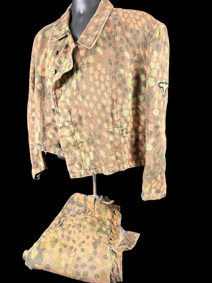 WWII German Waffen-SS Dot 44 Camouflage Uniform Set Erbsenmuster ? Tunic and Trousers (1 of 11)
