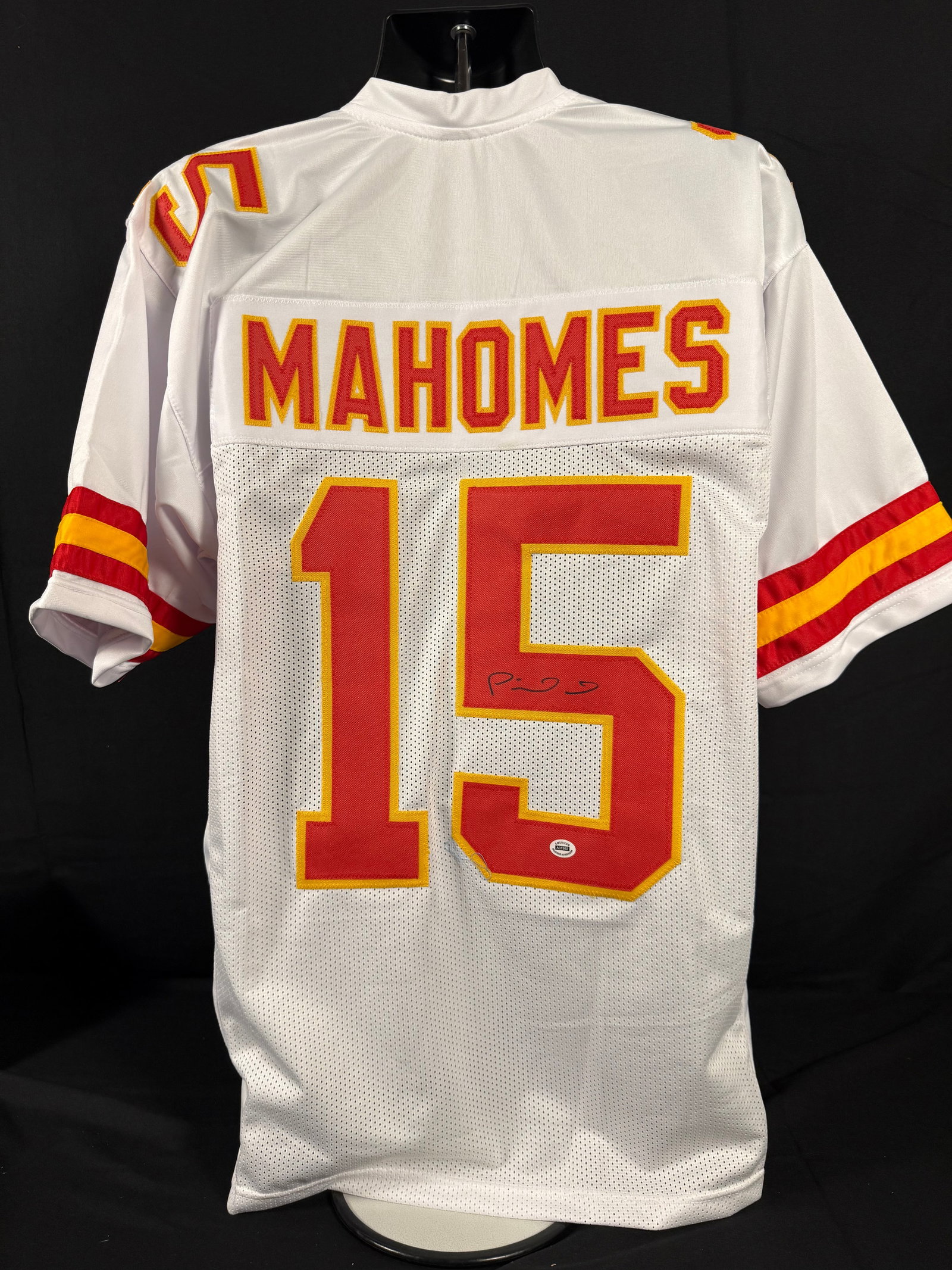 Patrick Mahomes Signed White Kansas City Chiefs Jersey: Signed custom white Patrick Mahomes Kansas City Chiefs jersey with COA