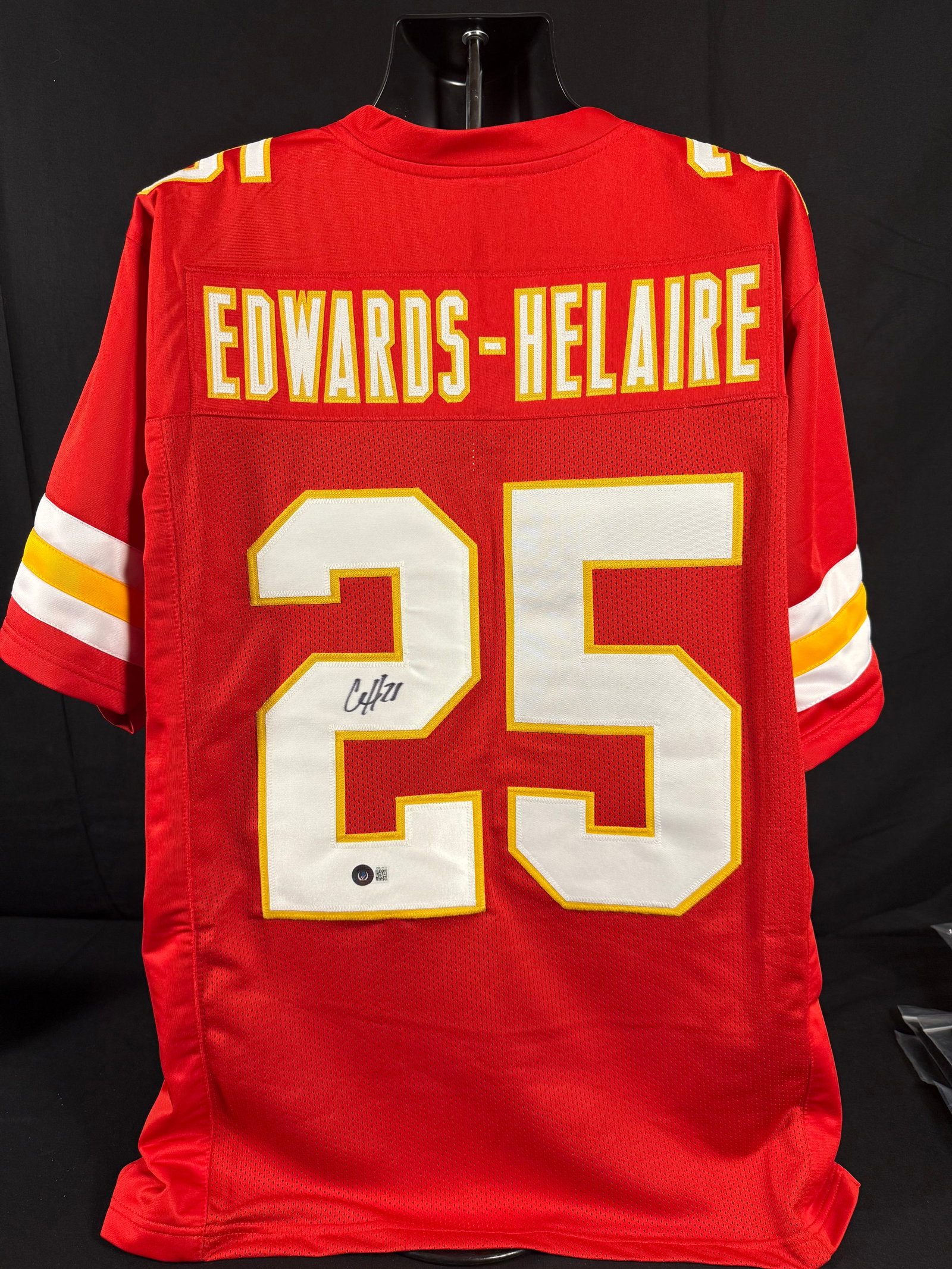 Clyde Edwards-Helaire Signed Kansas City Chiefs Jersey: Signed custom red Clyde Edwards-Helaire Kansas City Chiefs jersey with COA