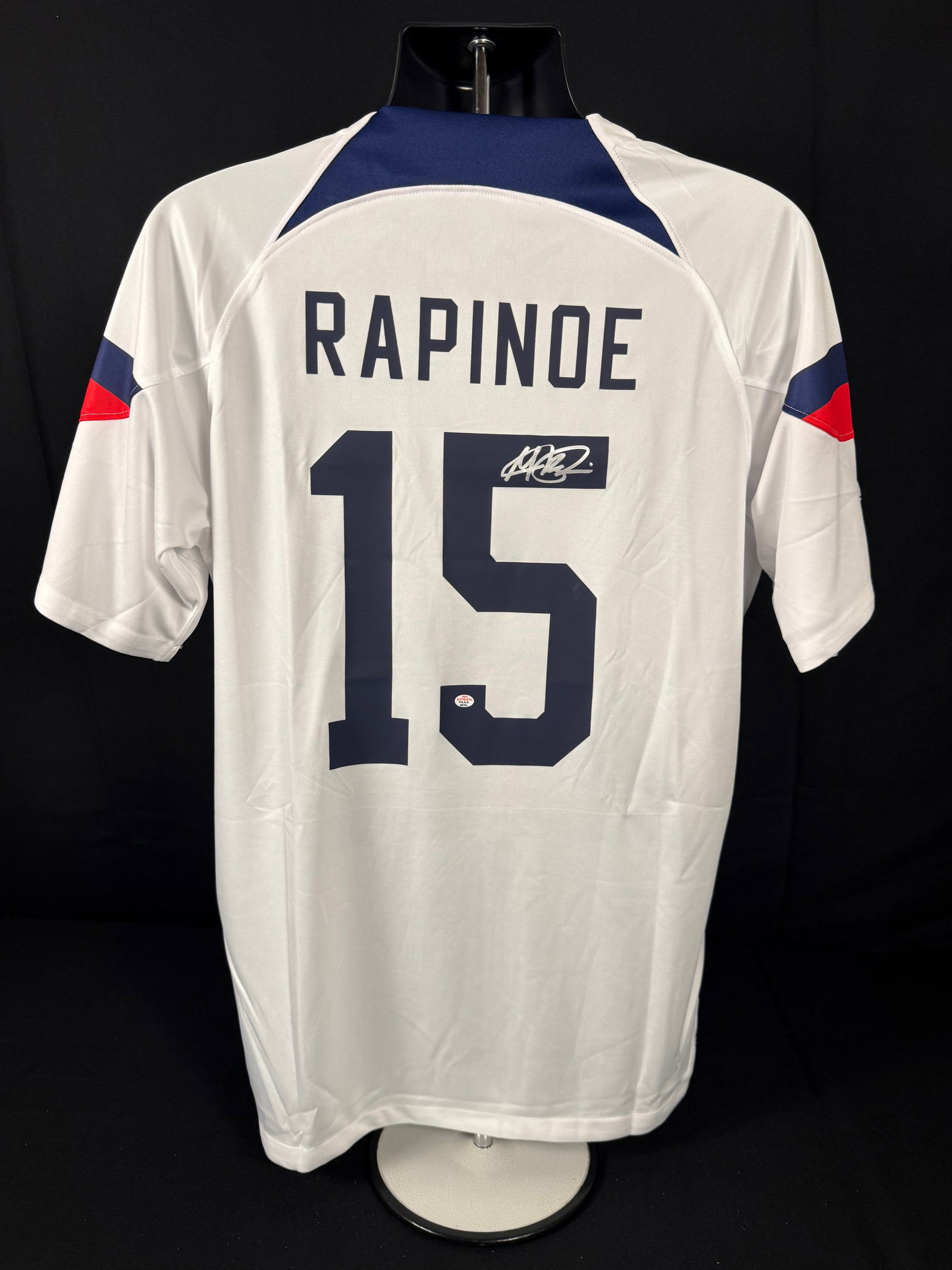Megan Rapinoe Signed USA White Jersey: SIgned NIke Megan Rapinoe USWNT white jersey with COA