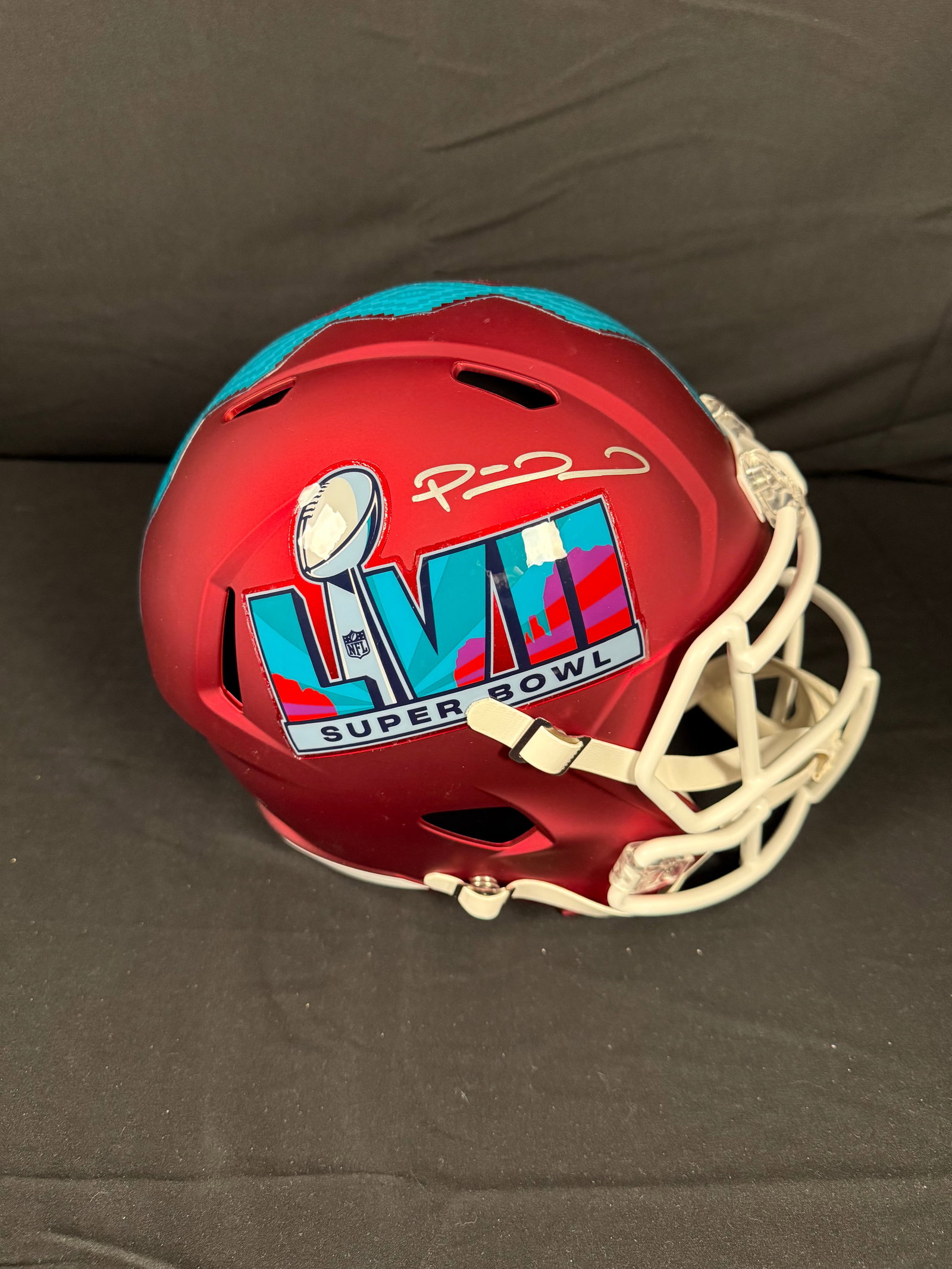 Patrick Mahomes Signed Football Helmet: Patrick Mahomes signed Super Bowl LVII Speed Replica football helmet with COA