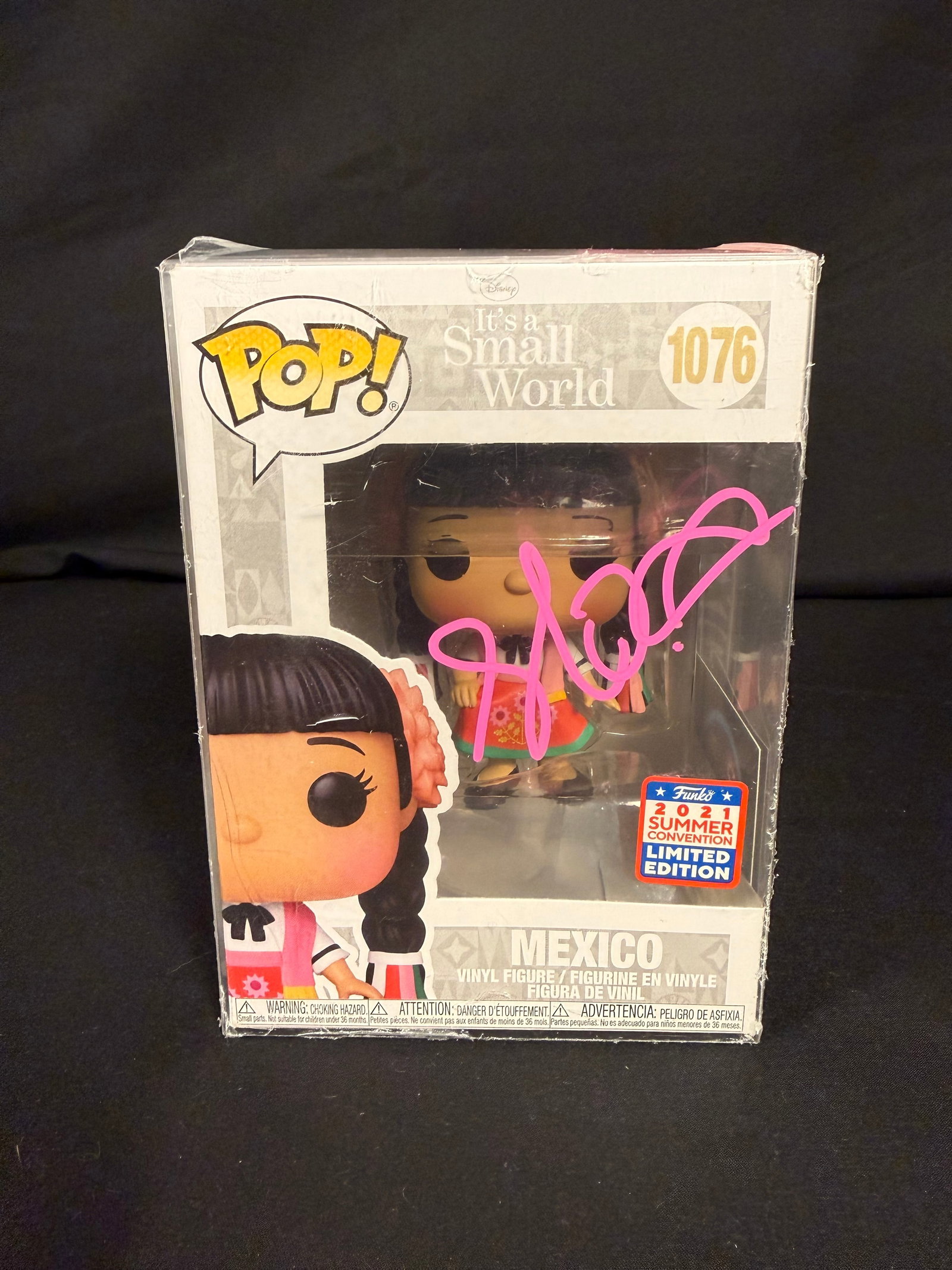 Mexico Signed Funko Pop: Jennifer Lopez signed Mexico Its a Small World Funko Pop #1076 with COA