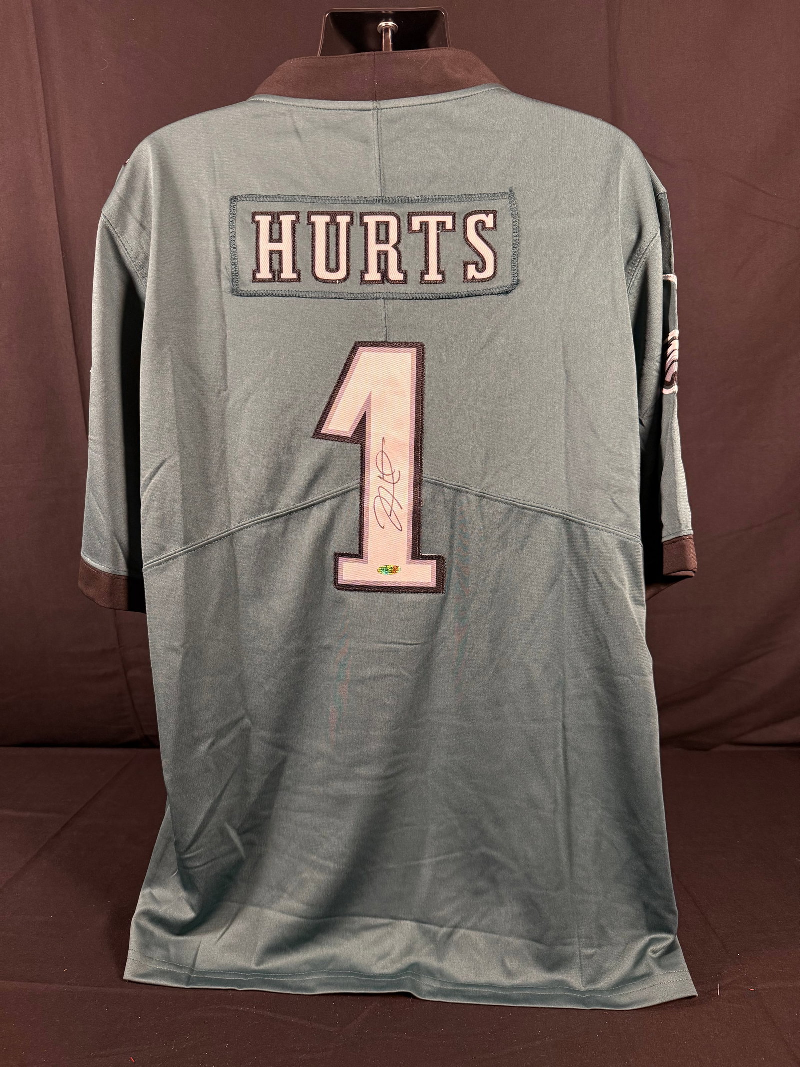 Jalen Hurts Signed Philidelphia Eagles Home Jersey: Signed Jalen Hurts Nike NFL Game Jersey green with COA