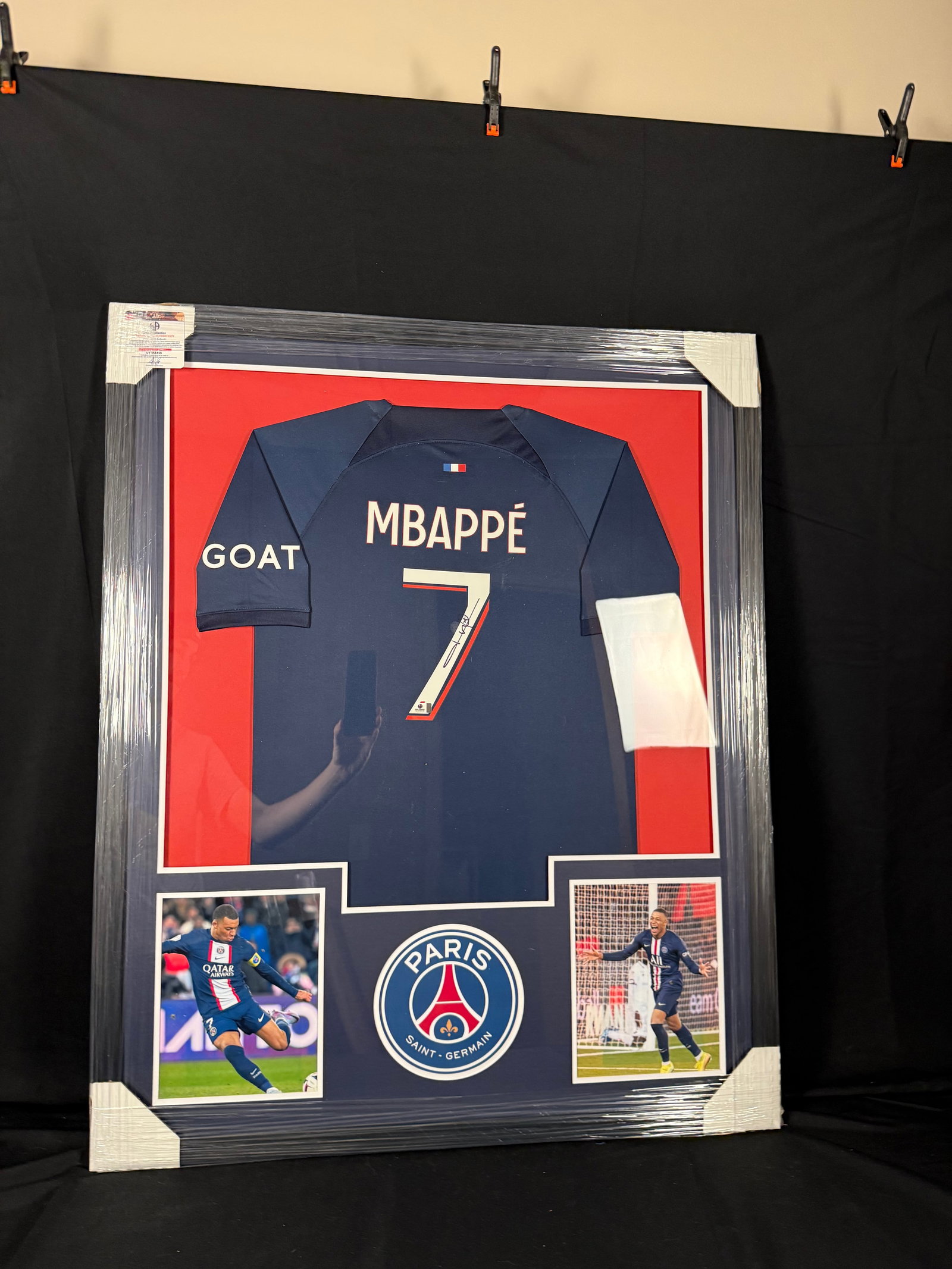 Kylian Mbappé Signed Paris Saint-Germain Framed Jersey: Signed framed Kylian Mbappé Paris Saint-Germain jersey with COA